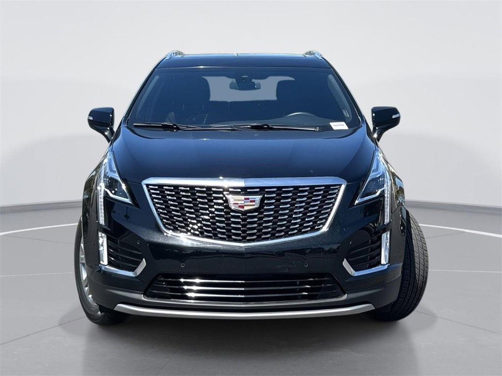 2022 Cadillac XT5 Premium Luxury photo 2
