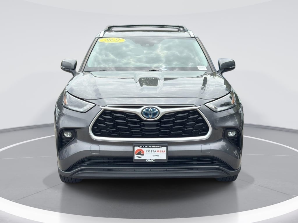 Used 2021 Toyota Highlander Hybrid XLE