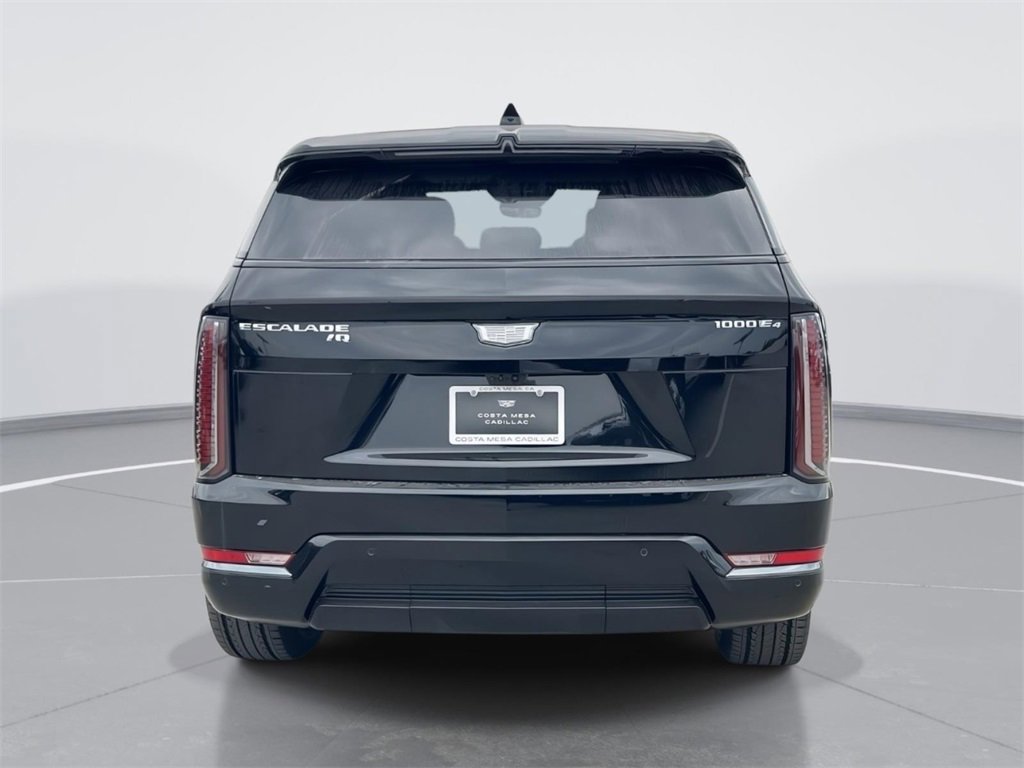2026 Cadillac Escalade IQ Premium Sport photo 4
