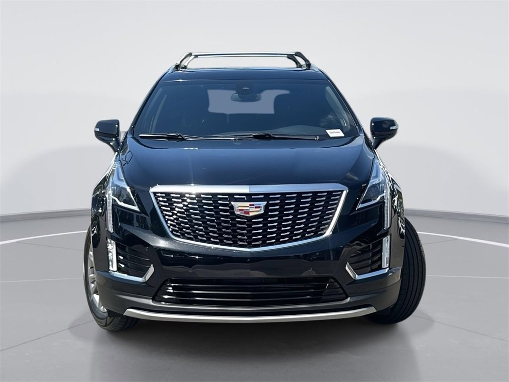 2022 Cadillac XT5 Premium Luxury photo 2