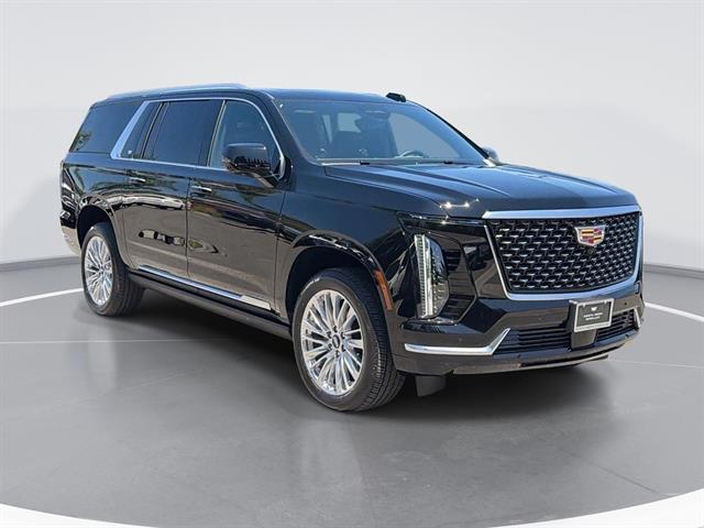 2026 Cadillac Escalade ESV Luxury 4WD's photo