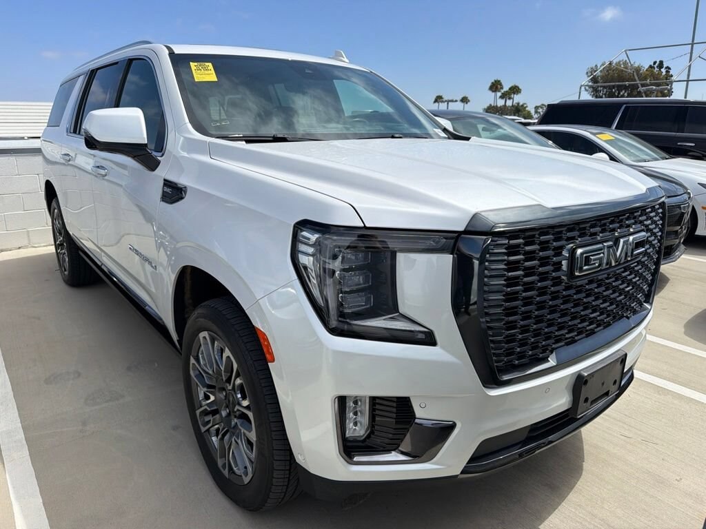 Used 2023 GMC Yukon XL Denali Ultimate SUV