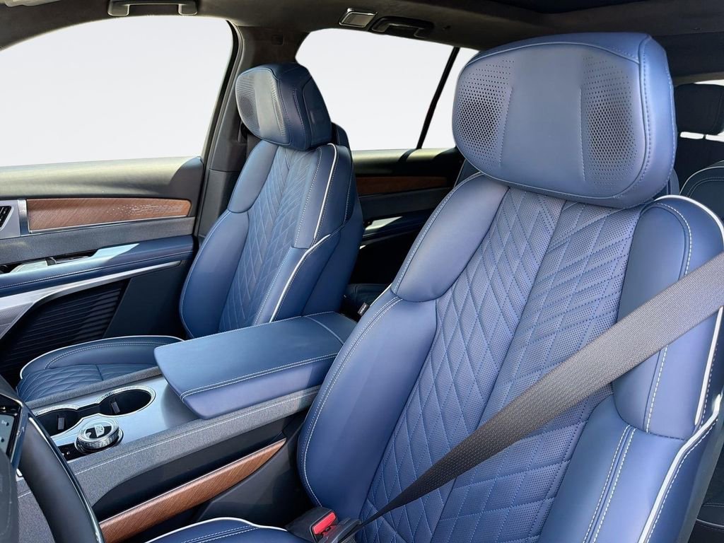 2026 Cadillac VISTIQ Premium Luxury - Photo 23