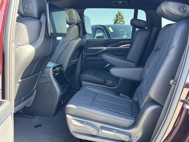2026 Cadillac Escalade IQ Sport - Photo 28