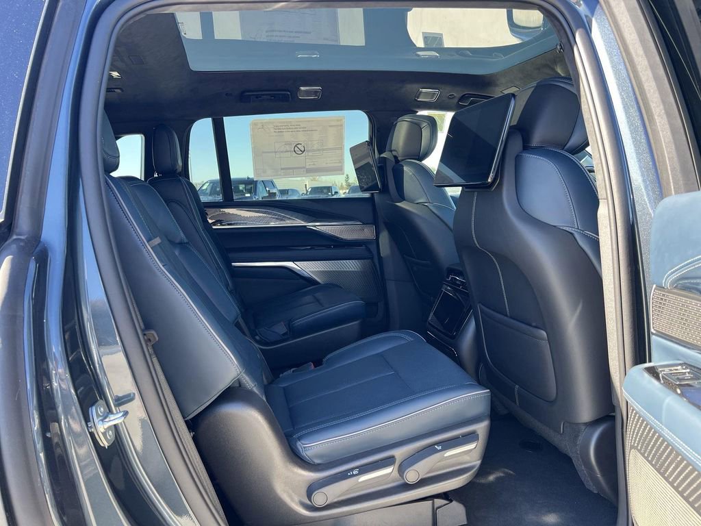 2025 Cadillac Escalade IQ Sport 2 - Photo 33