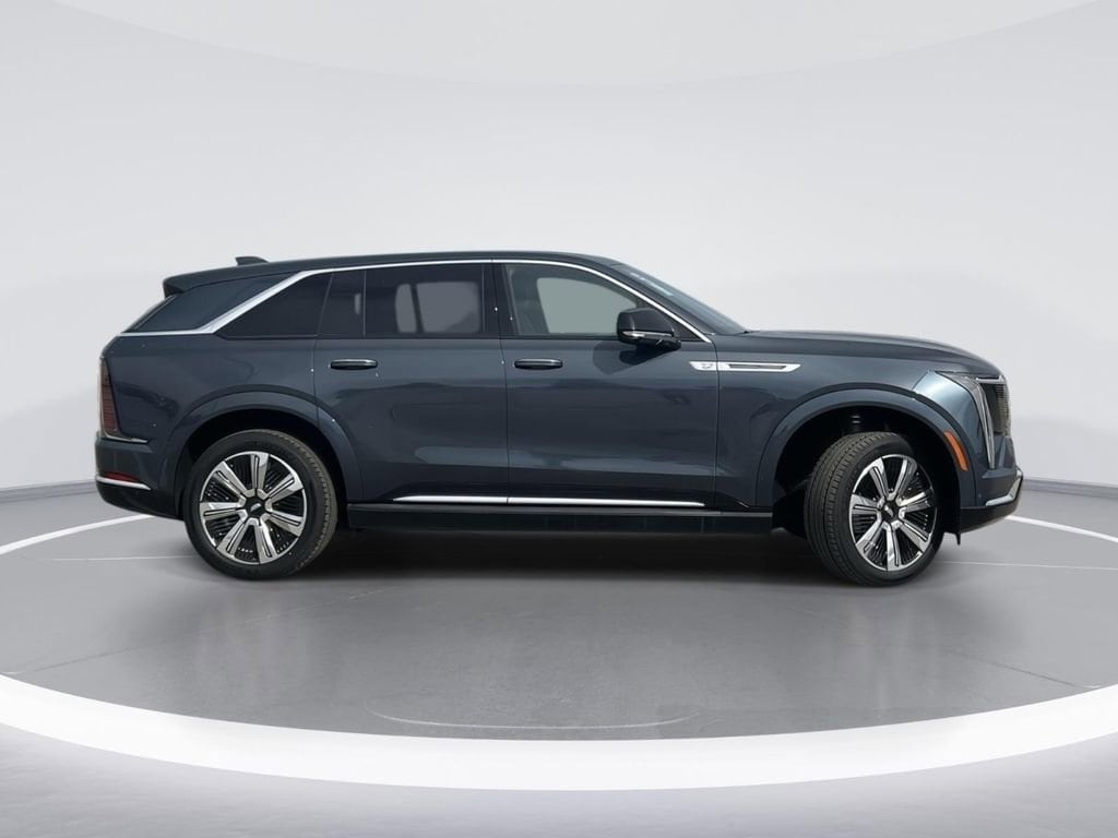 2025 Cadillac Escalade IQ Luxury 2 - Photo 2