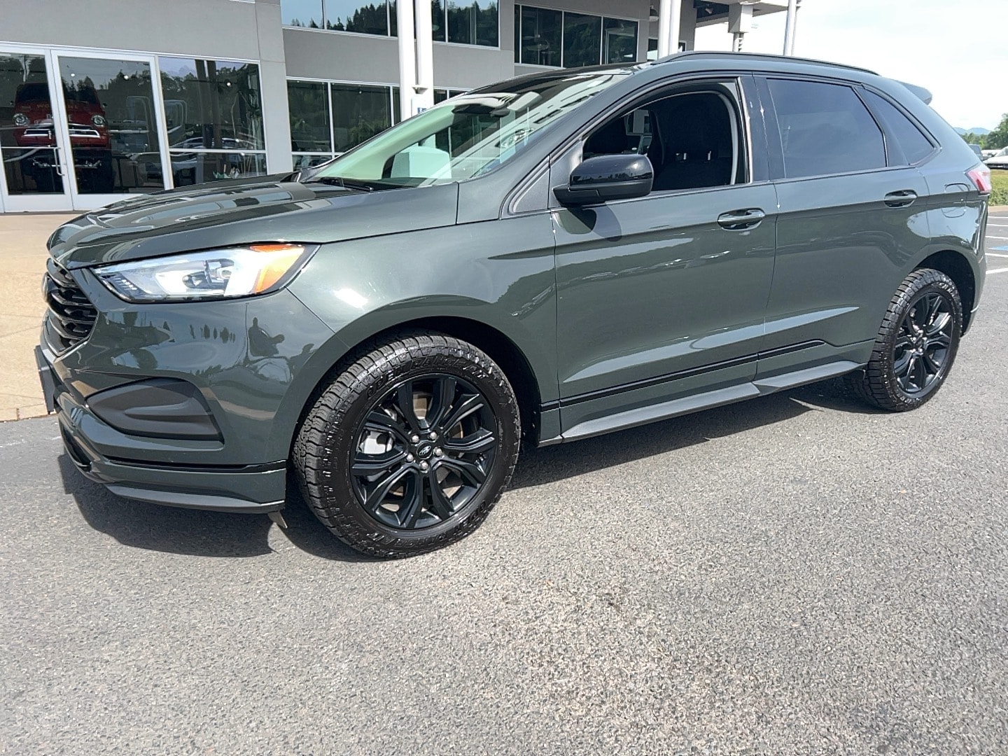 2023 Ford Edge SE AWD's photo