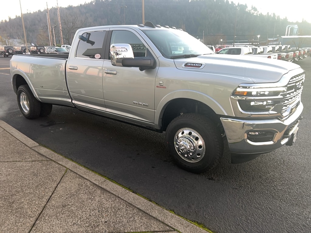 2026 Ram 3500 Limited Longhorn photo 3