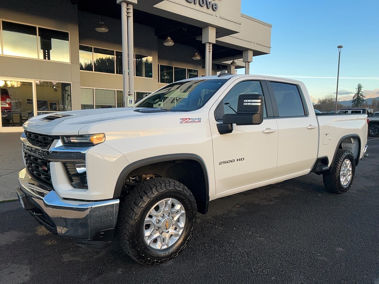2023 Chevrolet Silverado 2500HD LT's photo