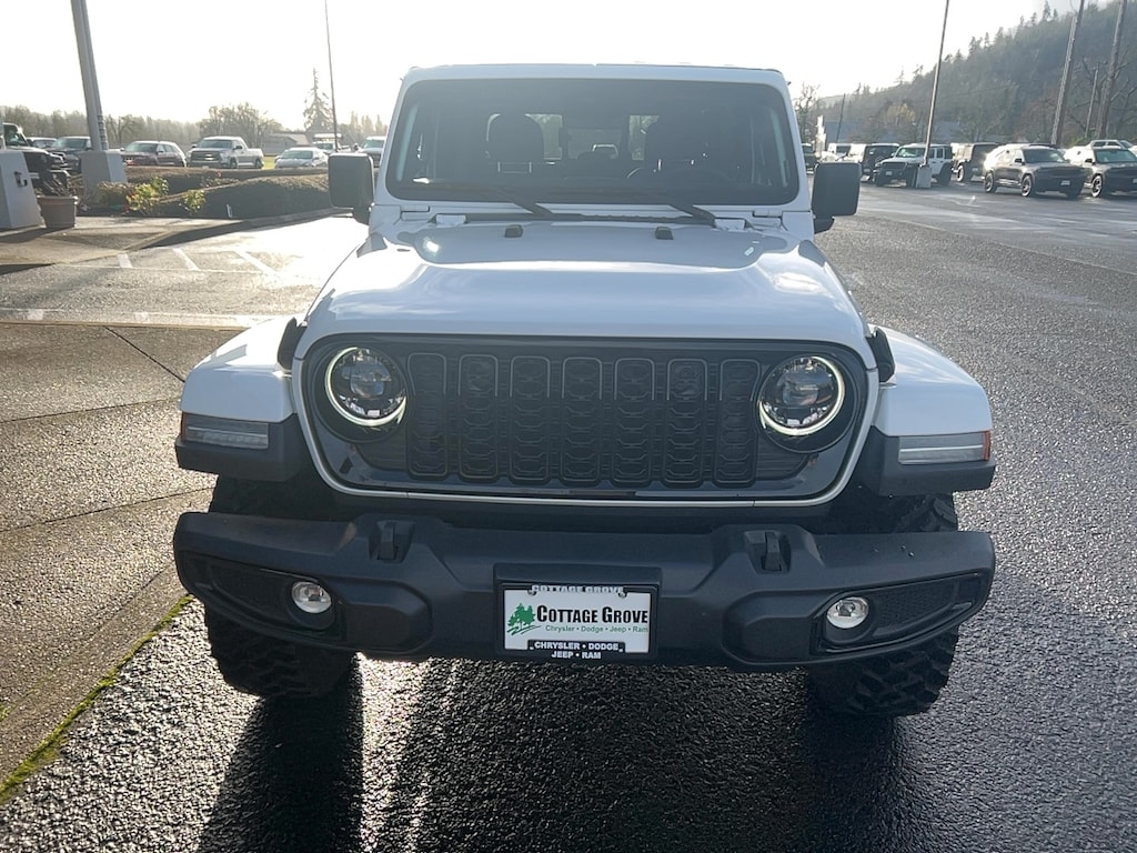 2025 Jeep Gladiator Willys photo 4