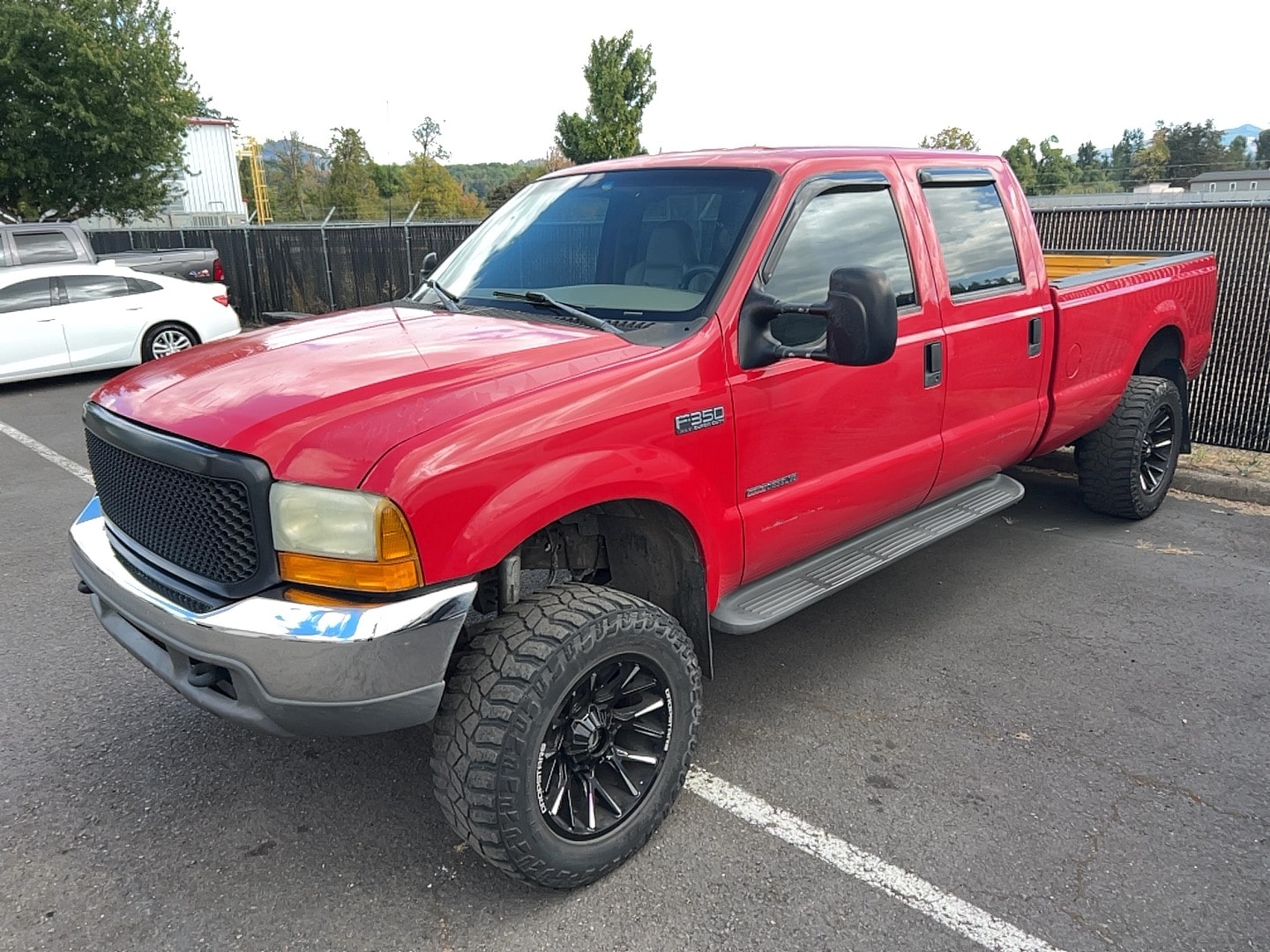 Used 1999 Ford F-350 XL with VIN 1FTSW31F3XEC19981 for sale in Cottage Grove, OR