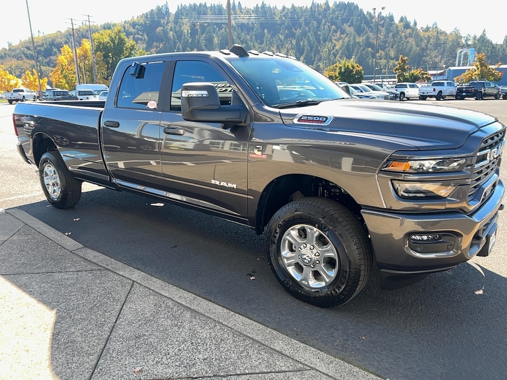 New 2026 Ram 2500 BIG HORN CREW CAB 4X4 8' BOX Pickup