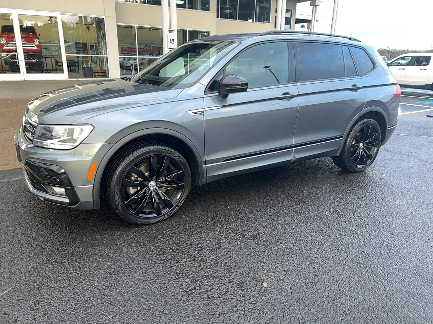 2021 Volkswagen Tiguan SE R-LINE BLACK