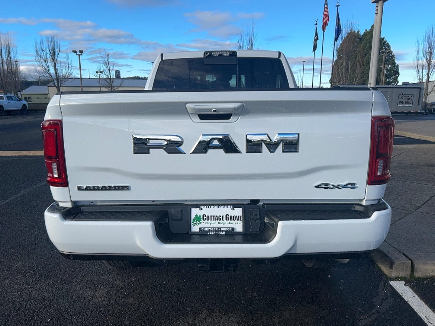2026 RAM 2500 Laramie - Photo 8