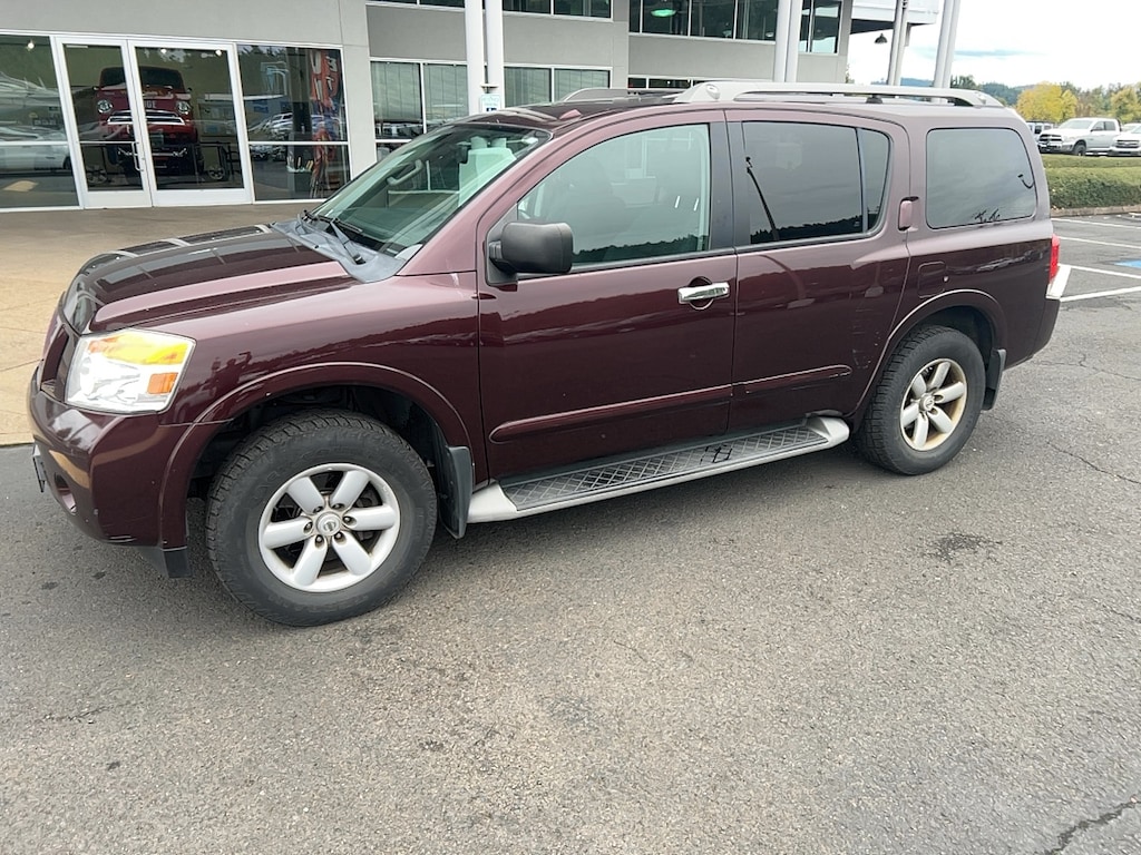 Used 2013 Nissan Armada SV SUV
