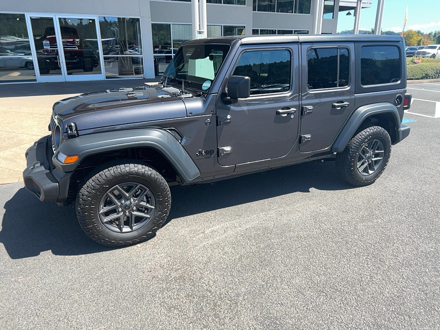 2025 Jeep Wrangler Sport S photo 2