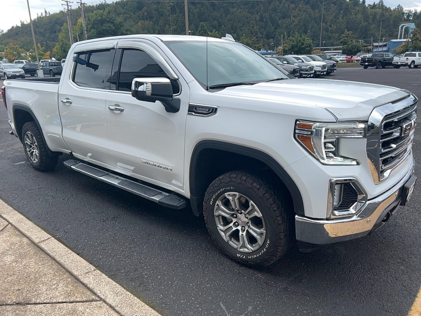 2021 Gmc Sierra 1500 SLT photo 3
