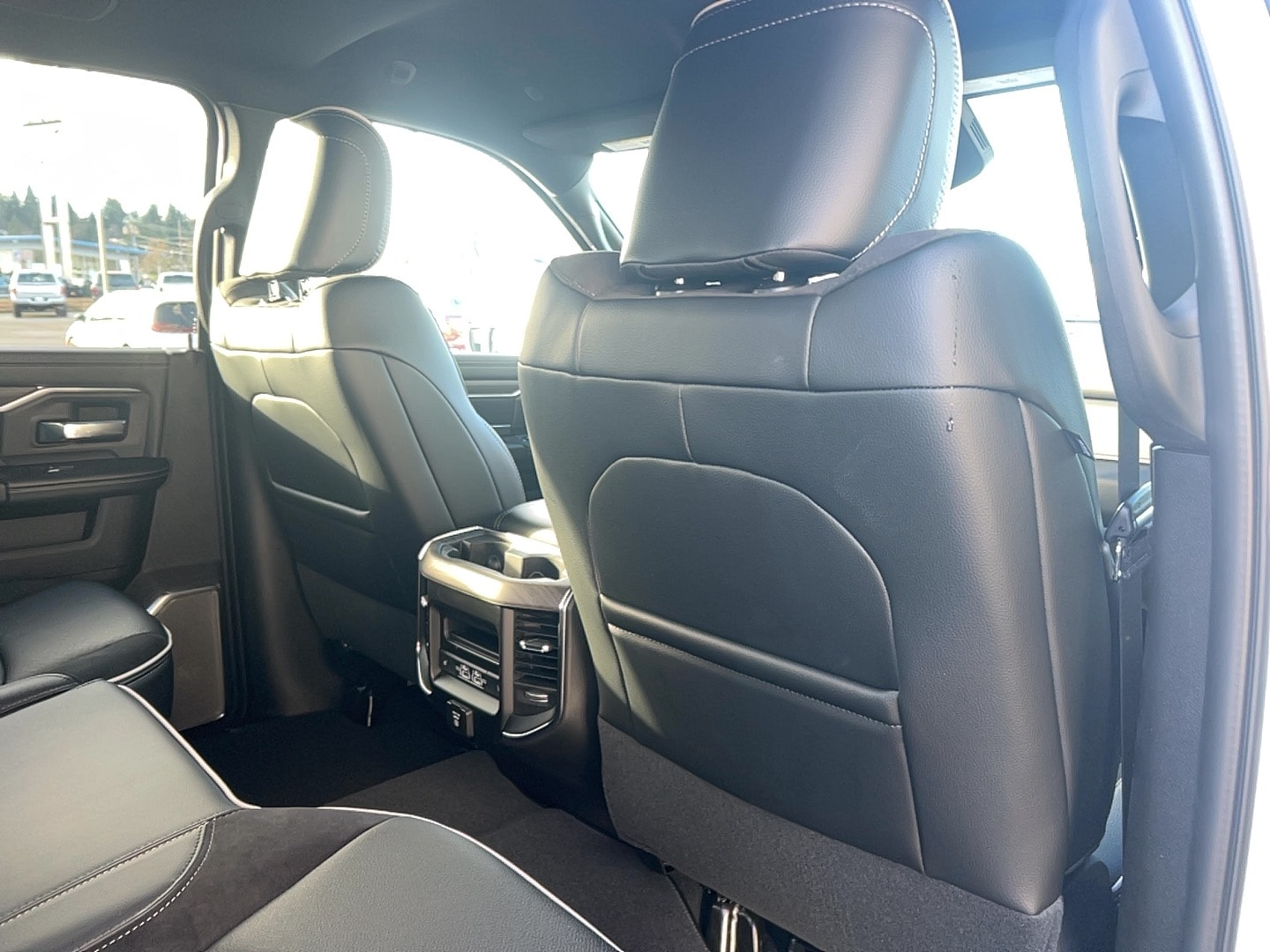 2026 RAM 2500 Laramie - Photo 34