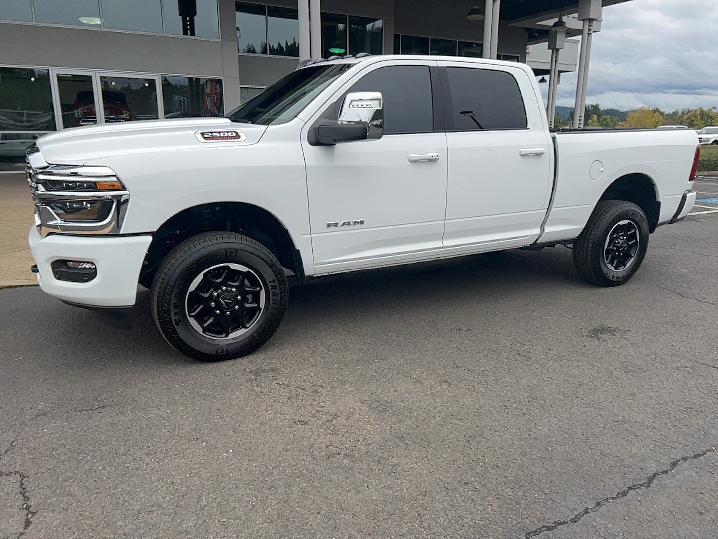 2025 Ram 2500 Laramie photo 3
