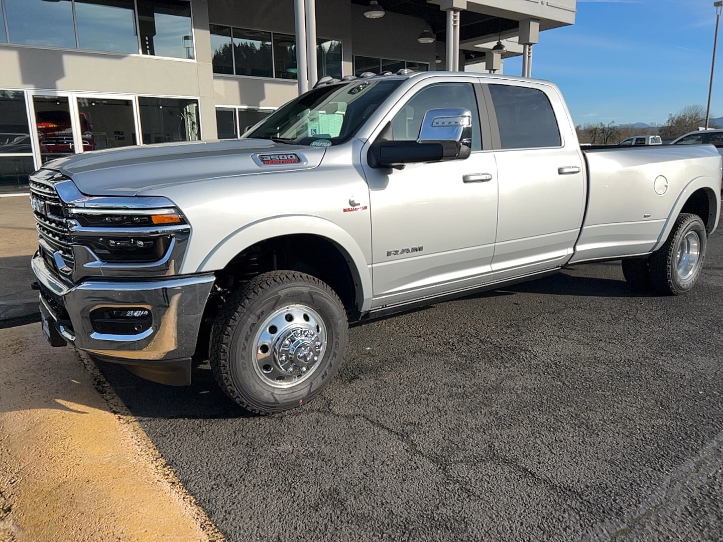 2026 RAM Ram 3500 Pickup Laramie's photo