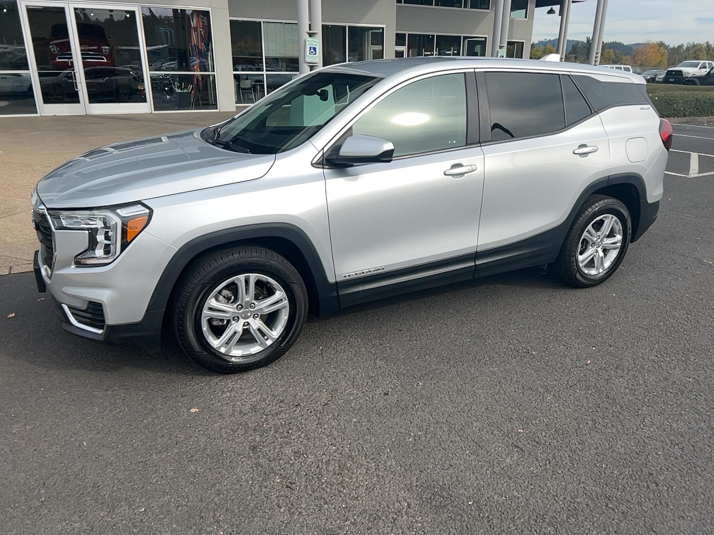 Used 2022 GMC Terrain SLE with VIN 3GKALMEVXNL144306 for sale in Cottage Grove, OR