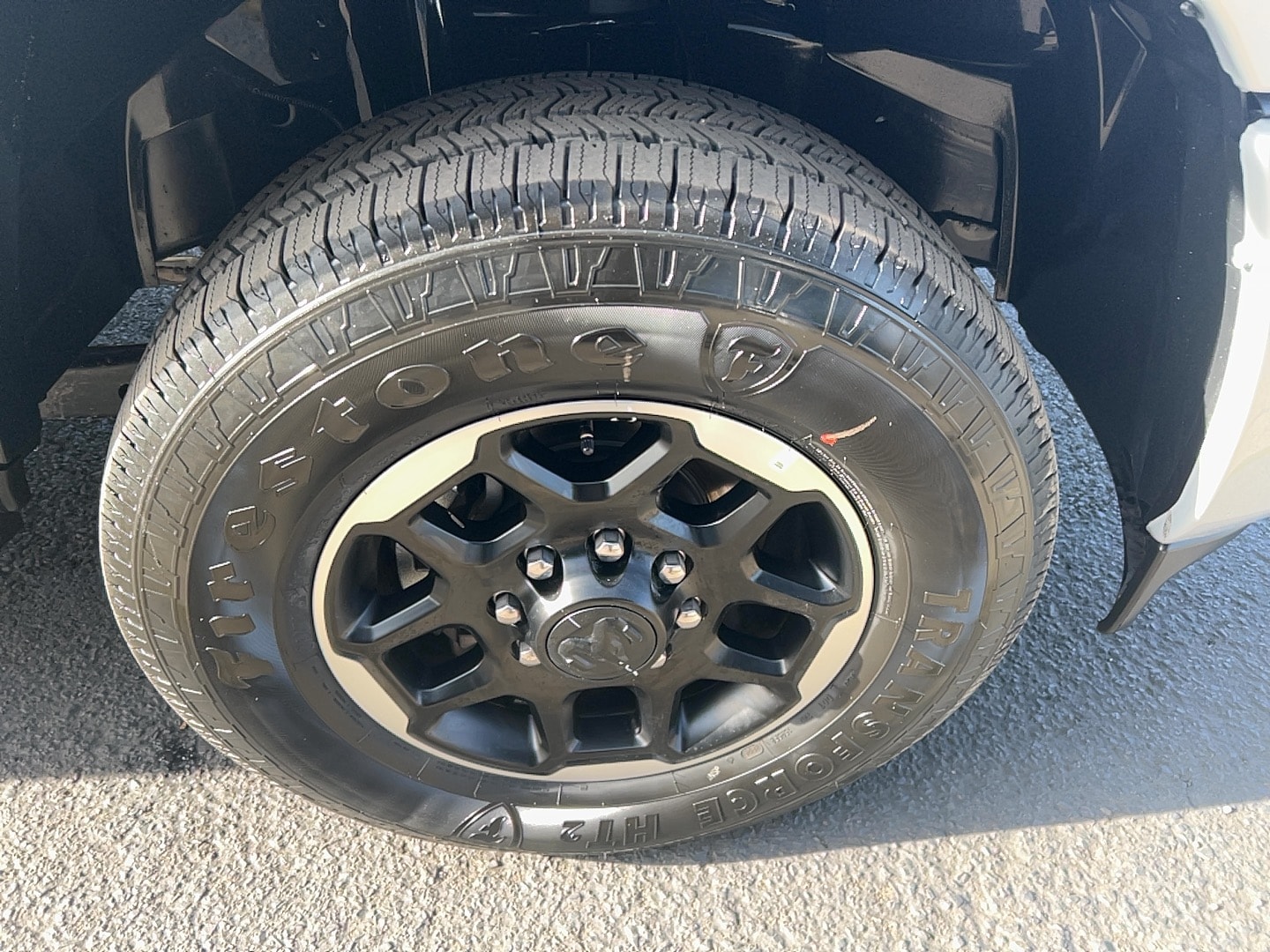 2026 RAM 2500 Laramie - Photo 23