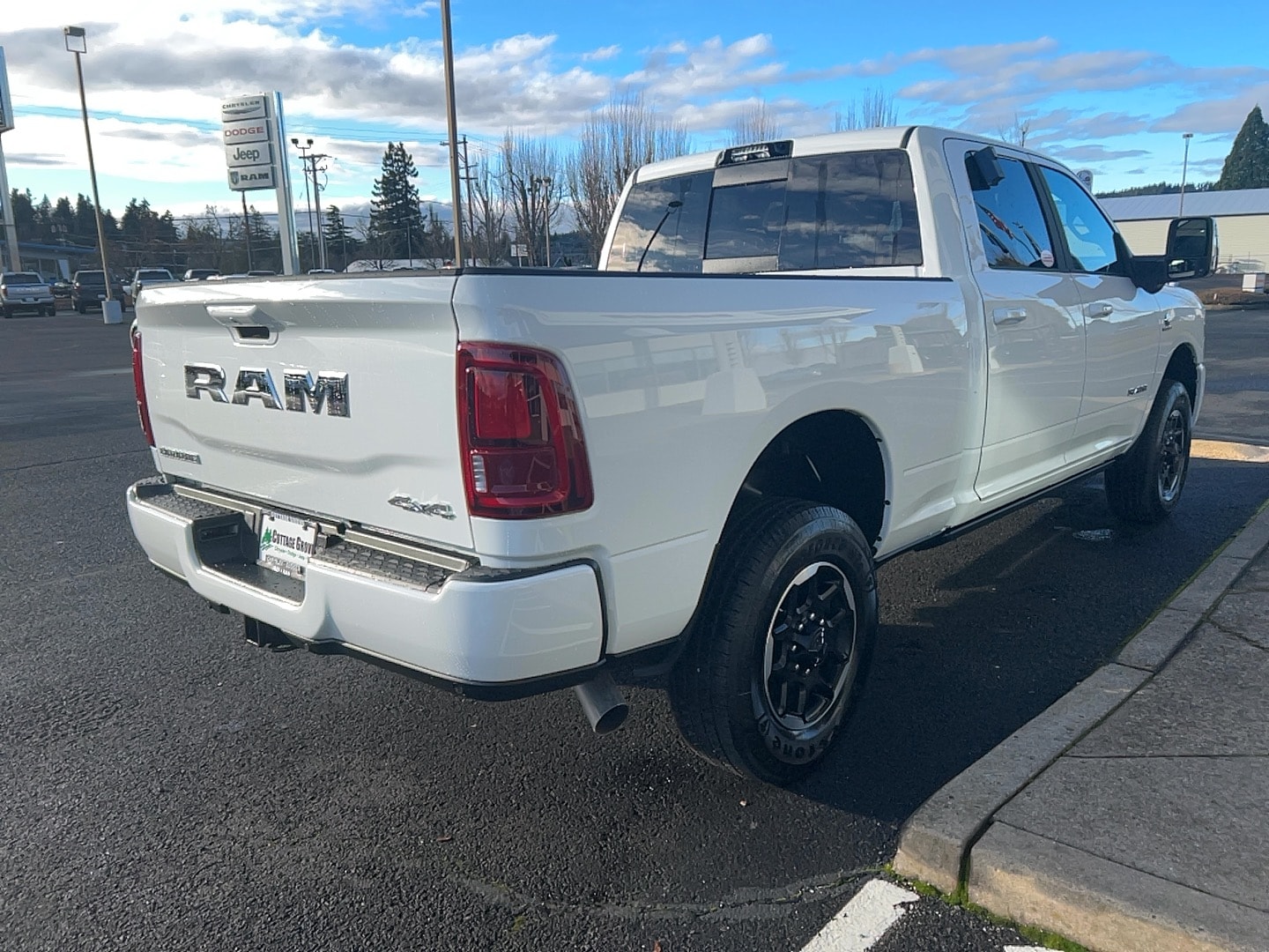 2026 RAM 2500 Laramie - Photo 15