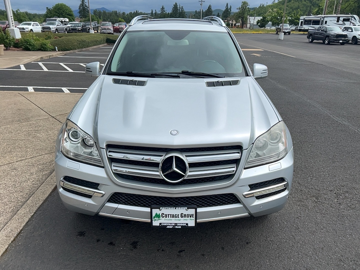 Used 2012 Mercedes-Benz GL-Class GL450 with VIN 4JGBF7BE0CA784764 for sale in Cottage Grove, OR