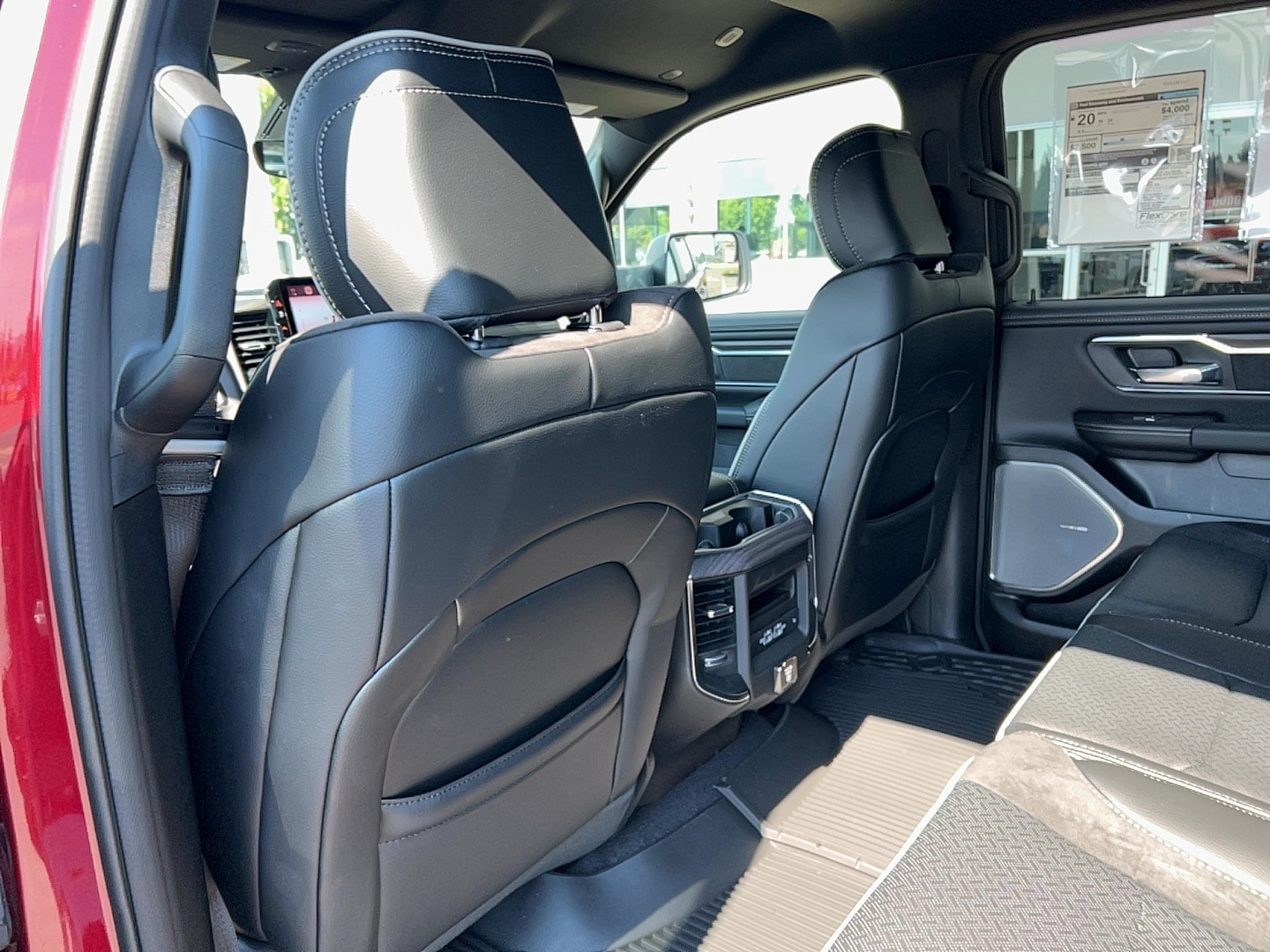2026 RAM 1500 Laramie - Photo 29