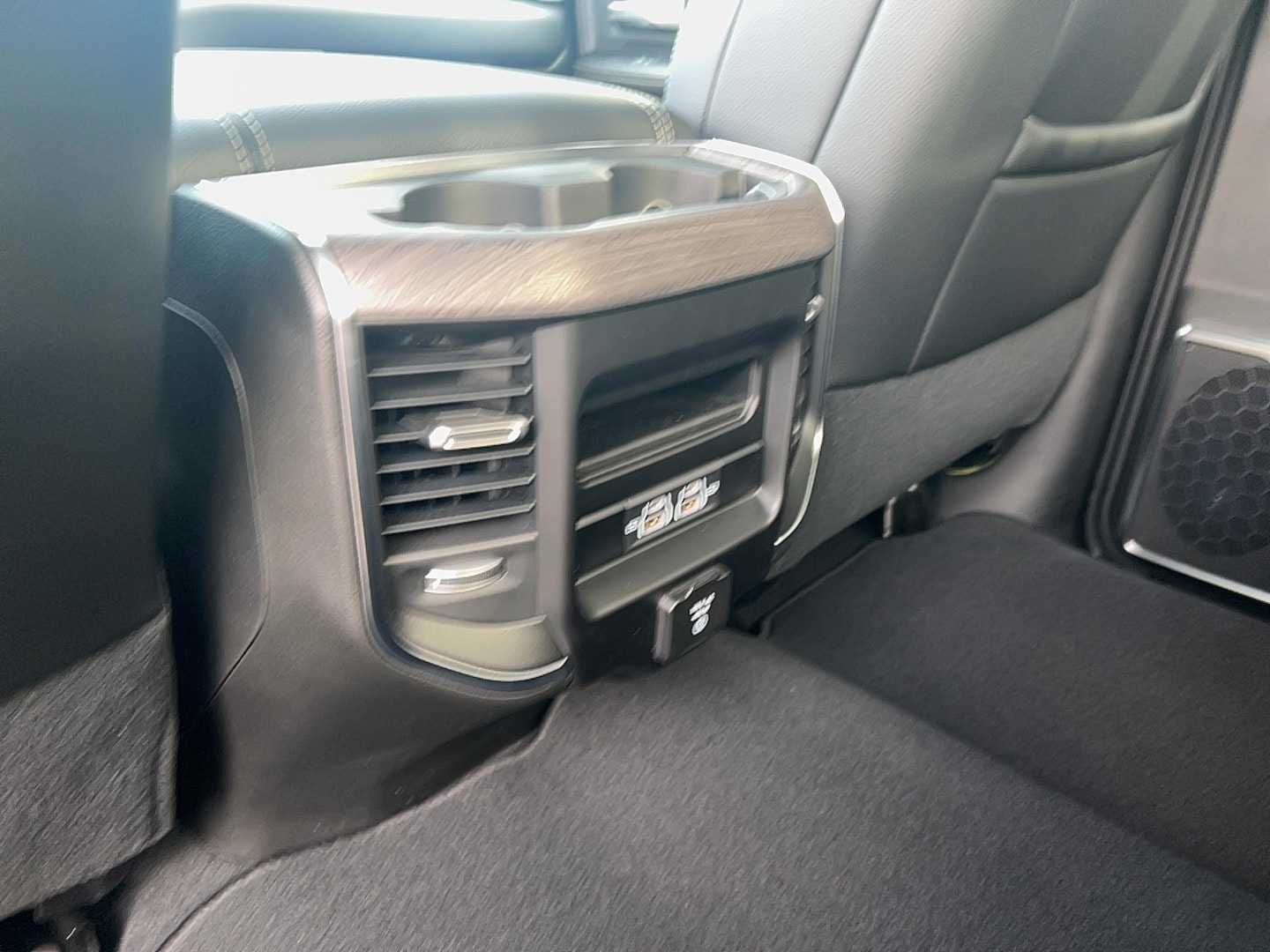 2026 RAM 2500 Laramie - Photo 30