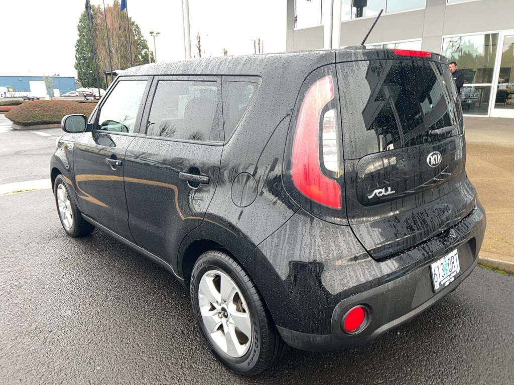2017 Kia Soul Base photo 3