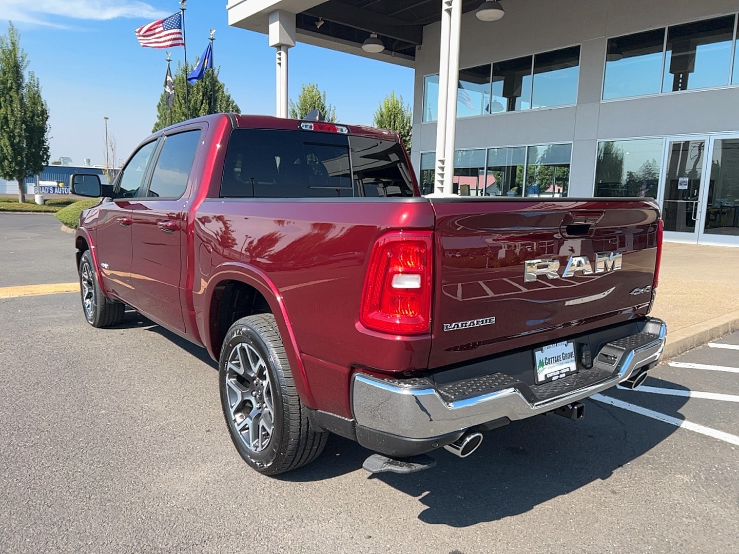 2026 RAM 1500 Laramie - Photo 9