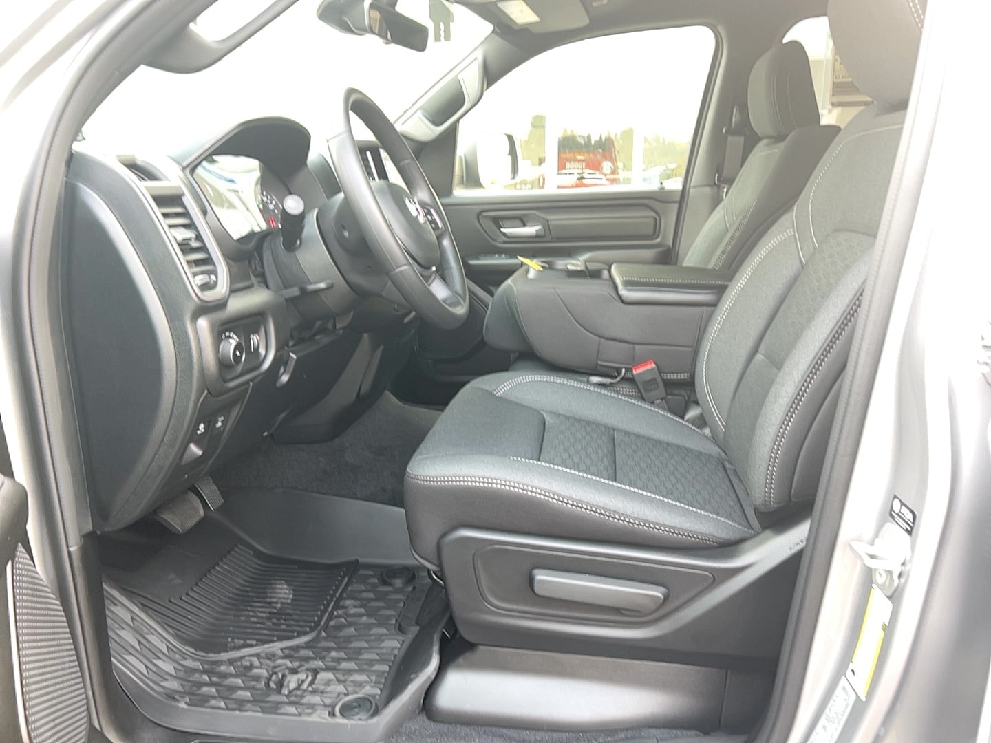 2026 RAM 1500 Tradesman - Photo 16