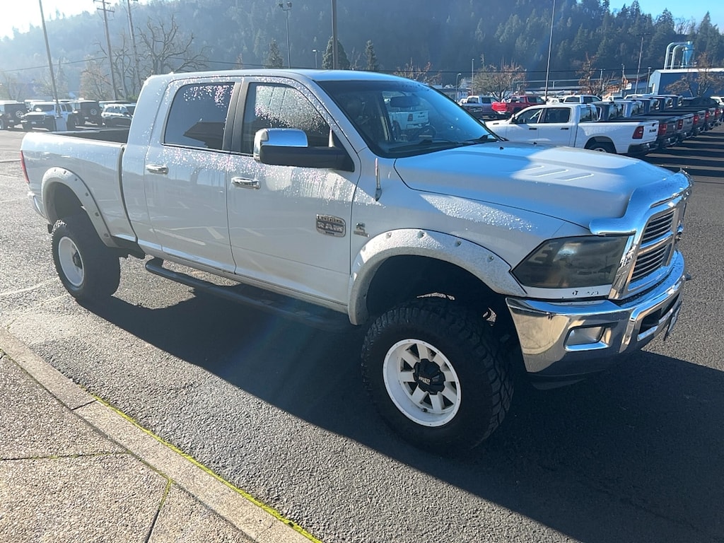 2012 Dodge Ram 3500 Laramie photo 4