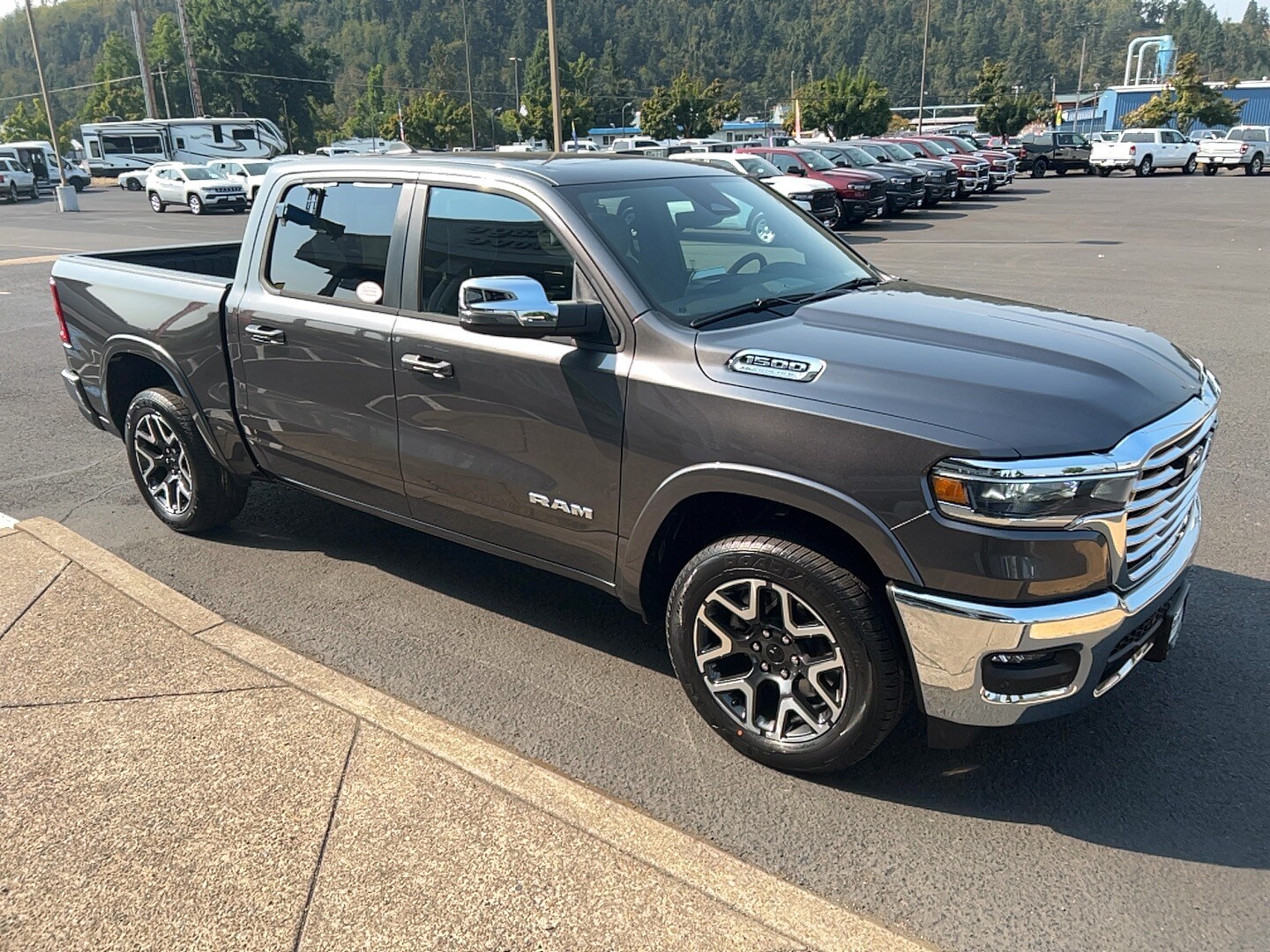 2026 Ram 1500 Laramie photo 4