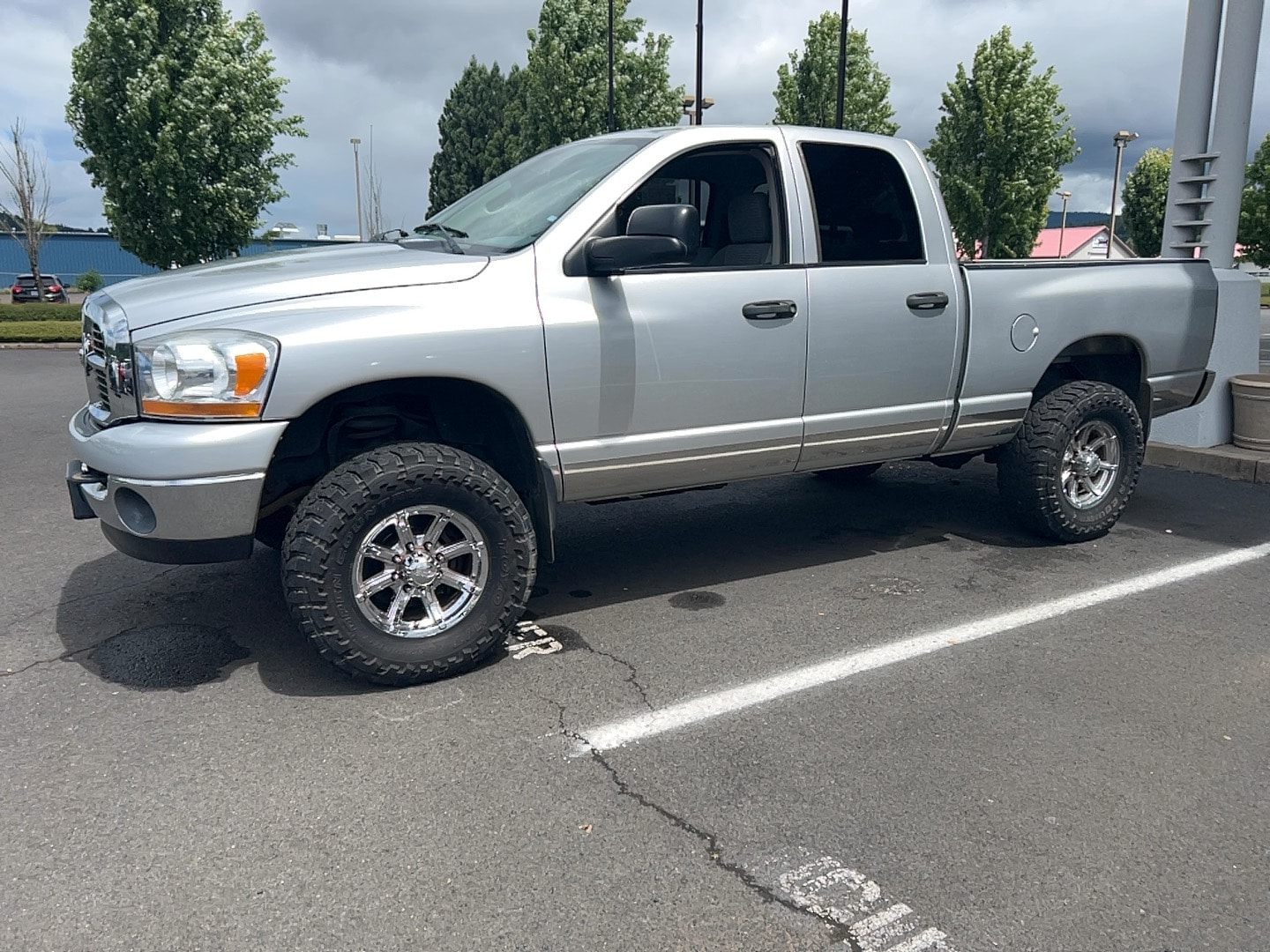 2006 Dodge Ram 2500 SLT 4X4 Quad Cab SWB's photo