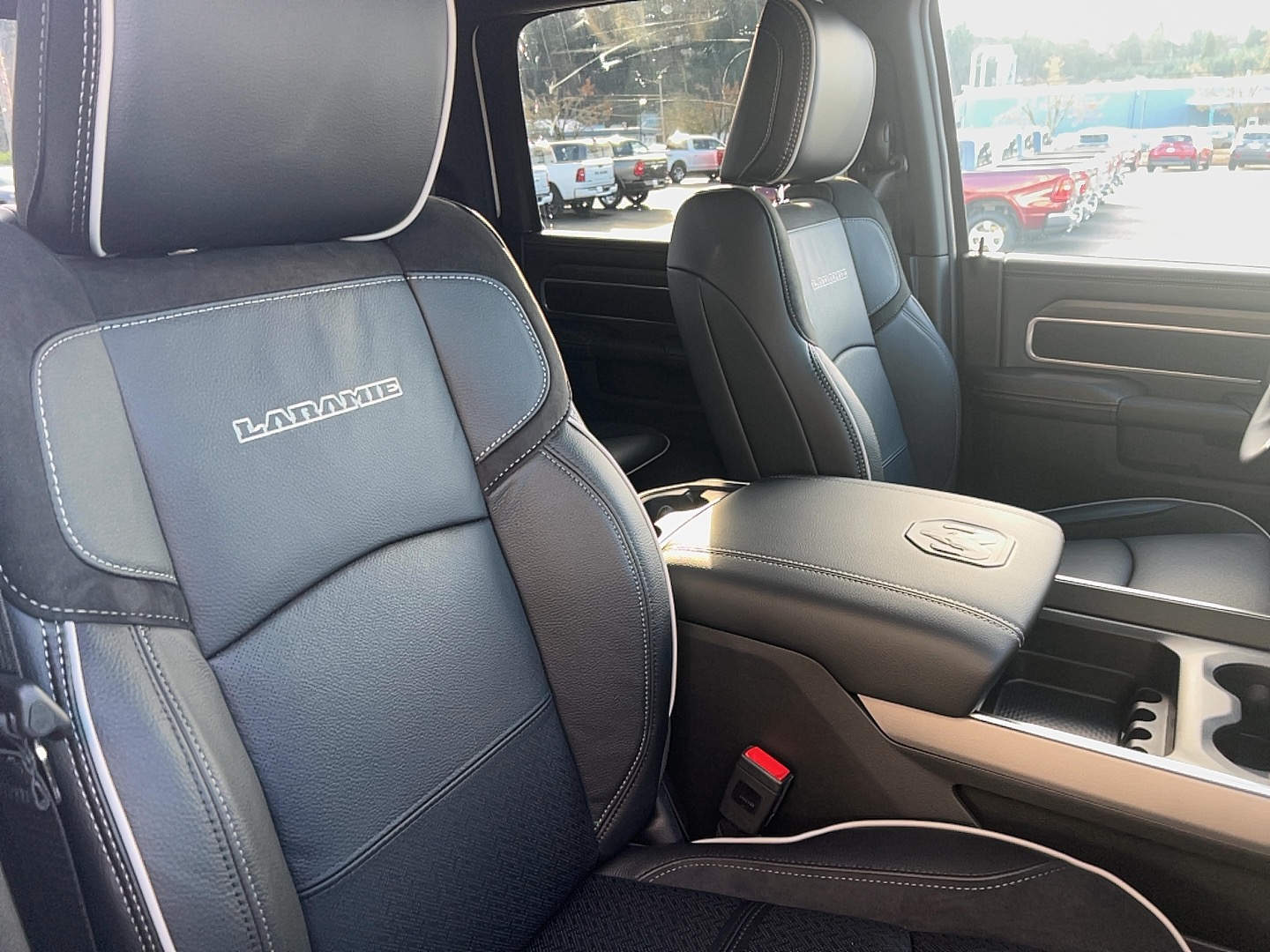 2026 RAM 2500 Laramie - Photo 38