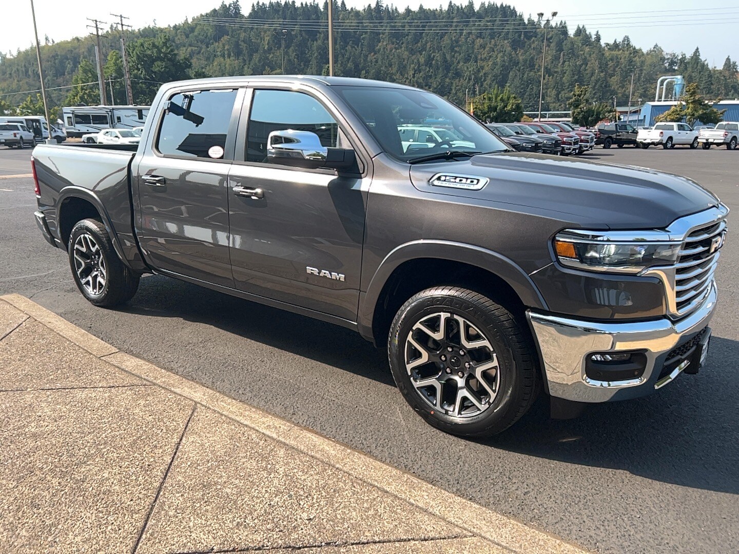 2026 Ram 1500 Laramie photo 3
