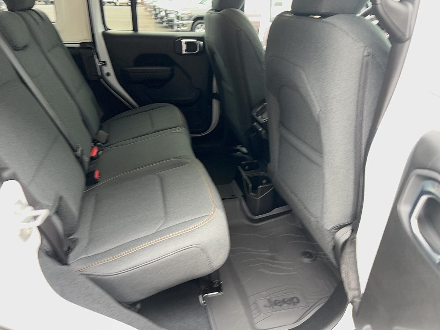 2026 Jeep Wrangler 4-Door Willys - Photo 28