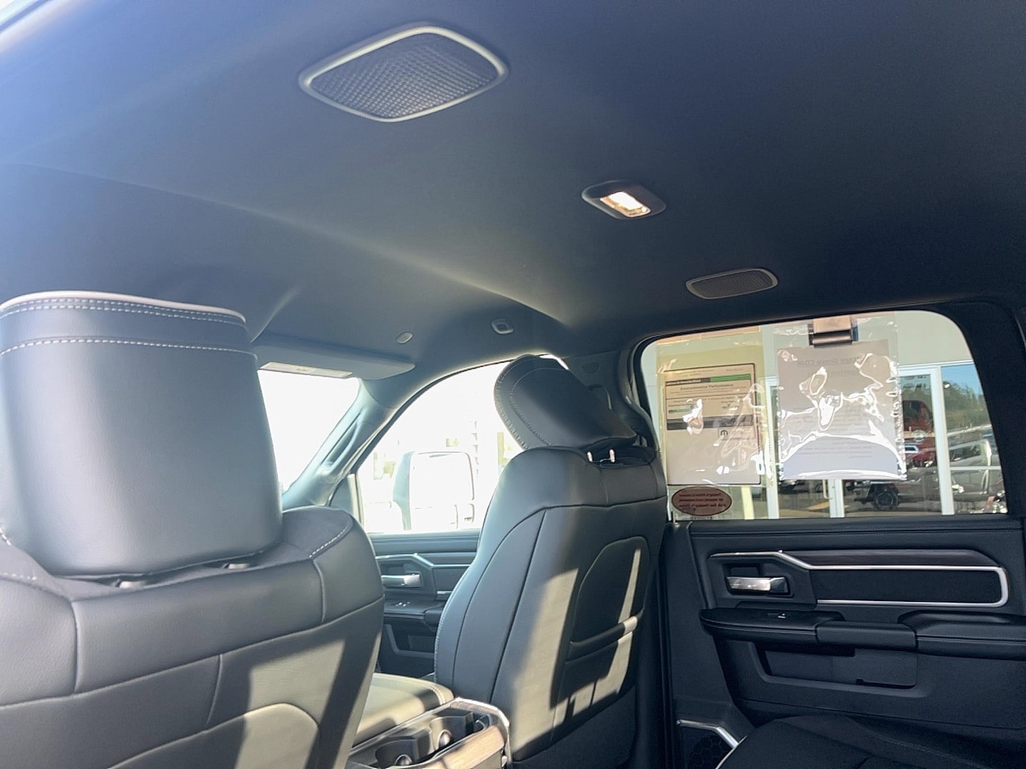 2026 RAM 2500 Laramie - Photo 31