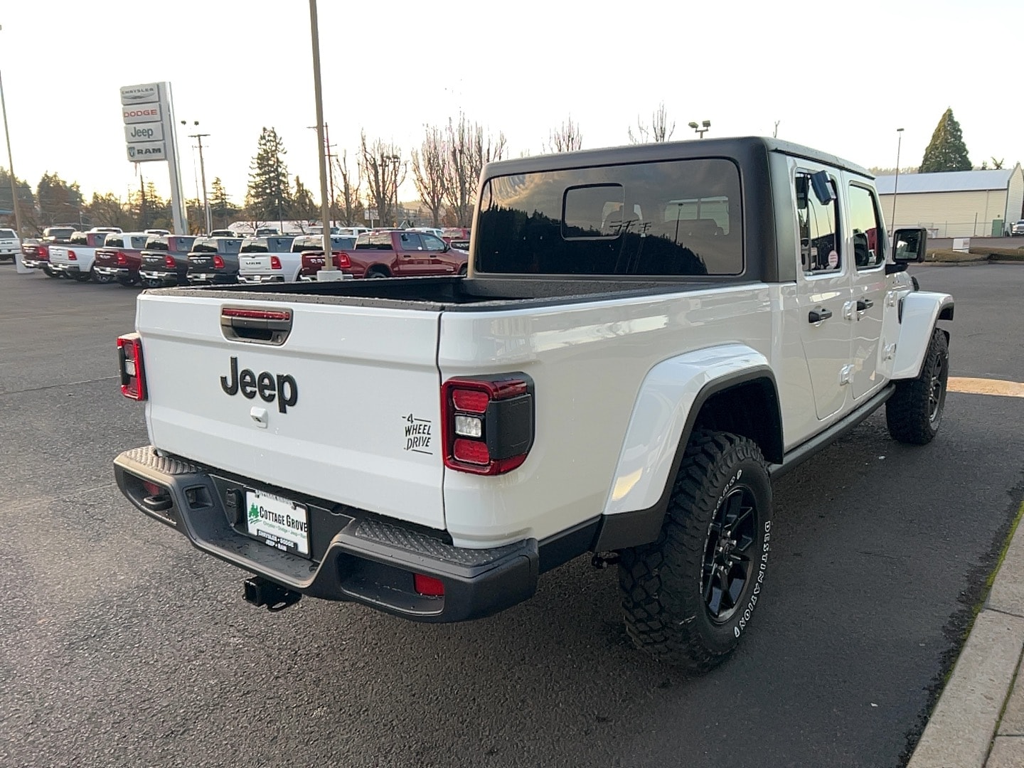 2026 Jeep Gladiator Willys - Photo 11