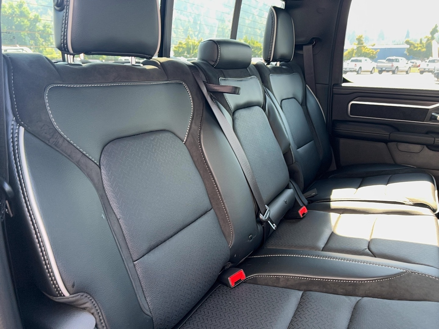 2026 RAM 1500 Laramie - Photo 33