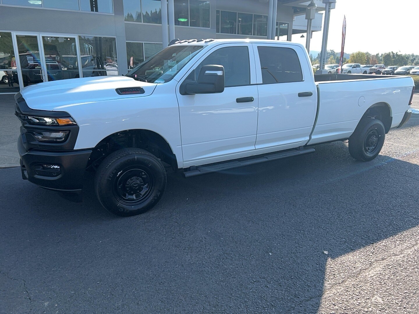 2025 Ram 2500 Tradesman photo 2