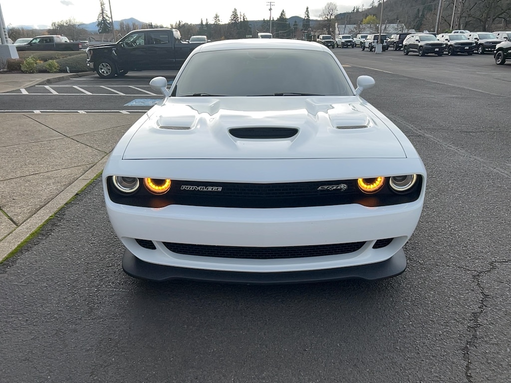 2016 Dodge Challenger SRT8 Hellcat photo 2