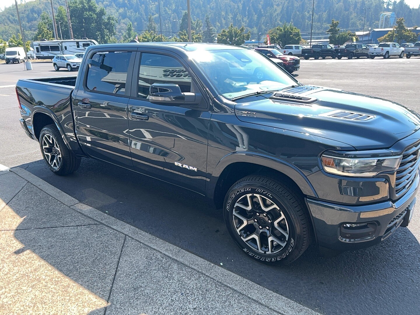 2026 Ram 1500 Laramie photo 4