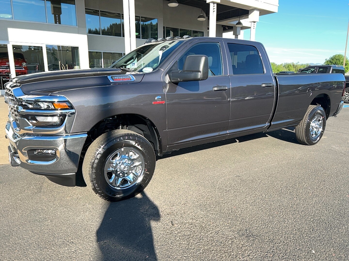 2025 Ram 3500 Tradesman photo 2