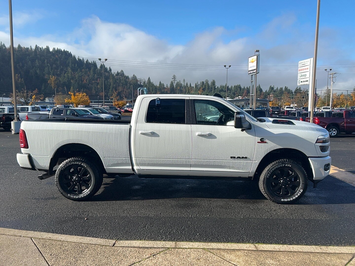 2026 Ram 2500 Laramie photo 4