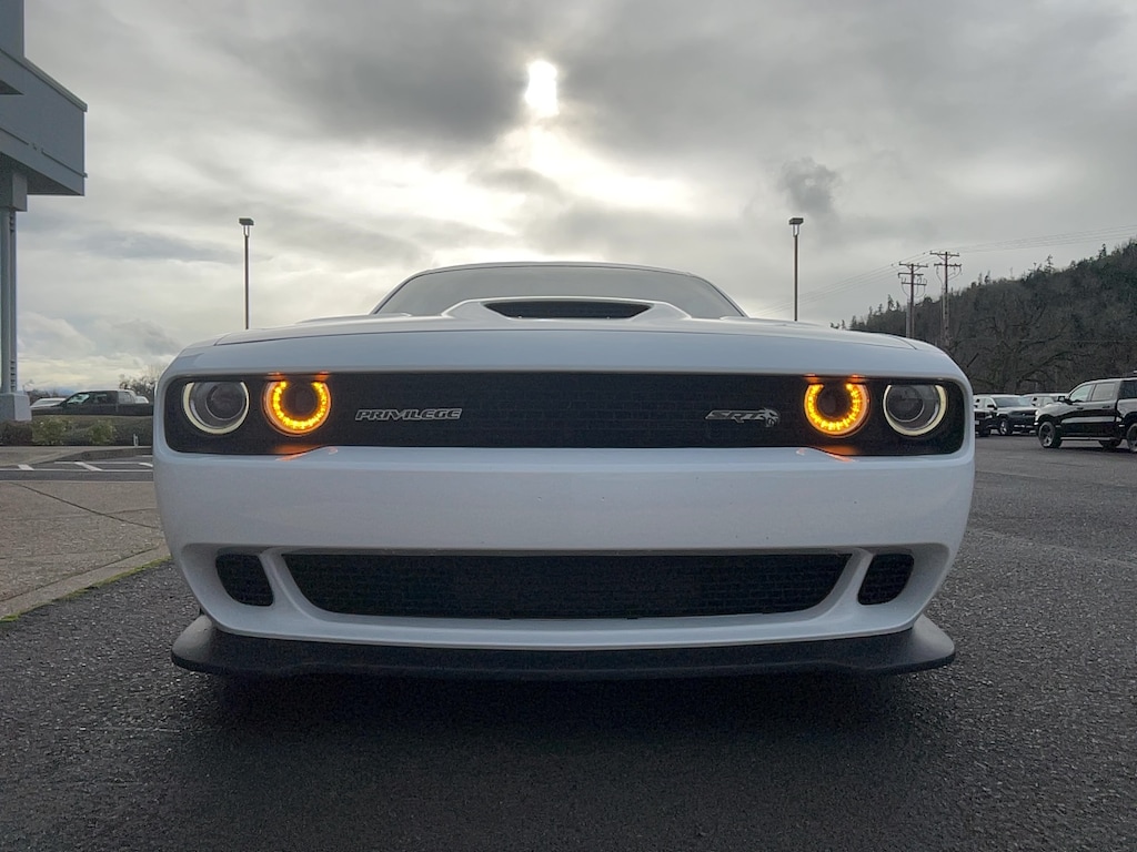 2016 Dodge Challenger SRT8 Hellcat photo 4