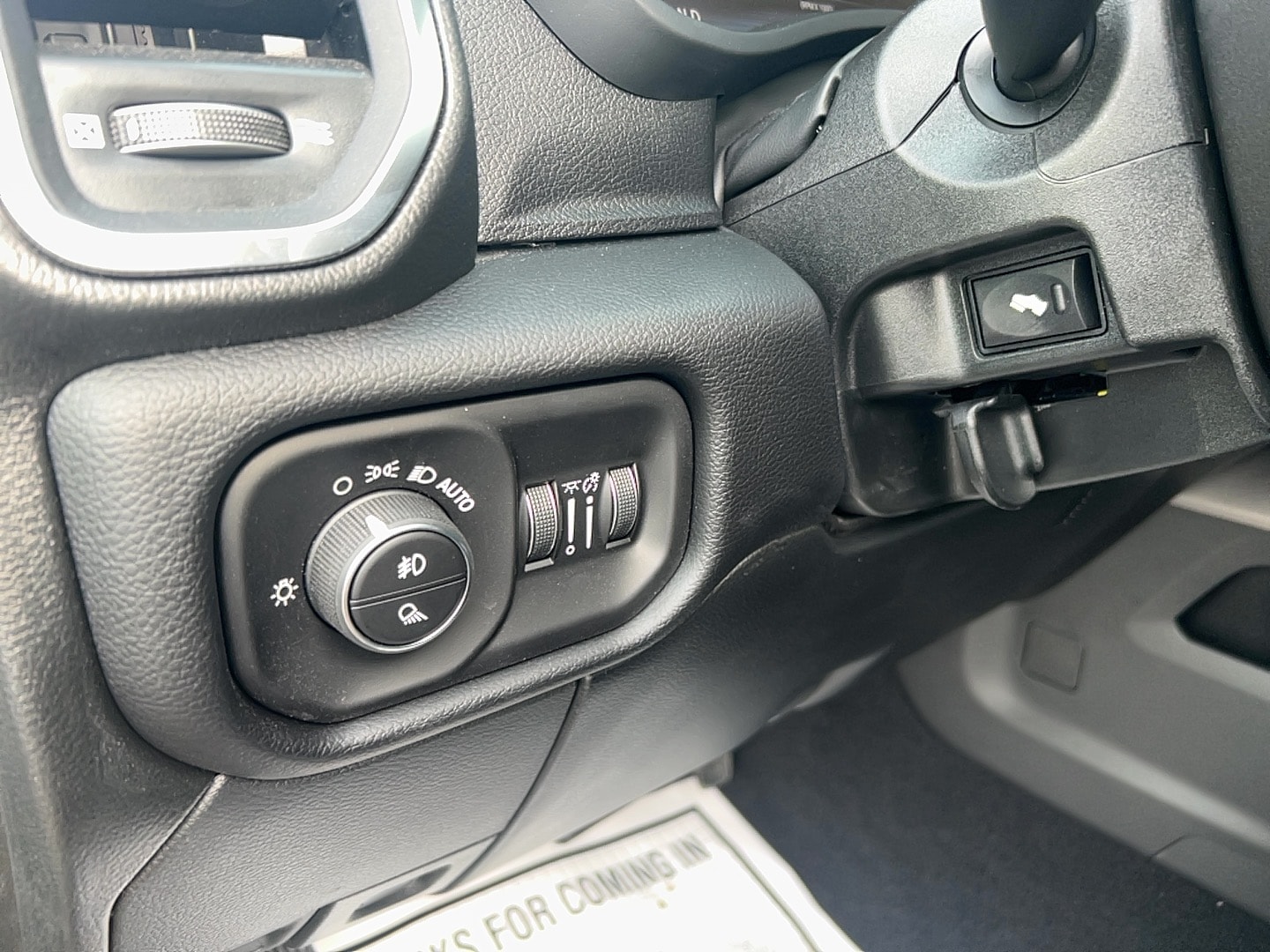2026 RAM 2500 Laramie - Photo 32