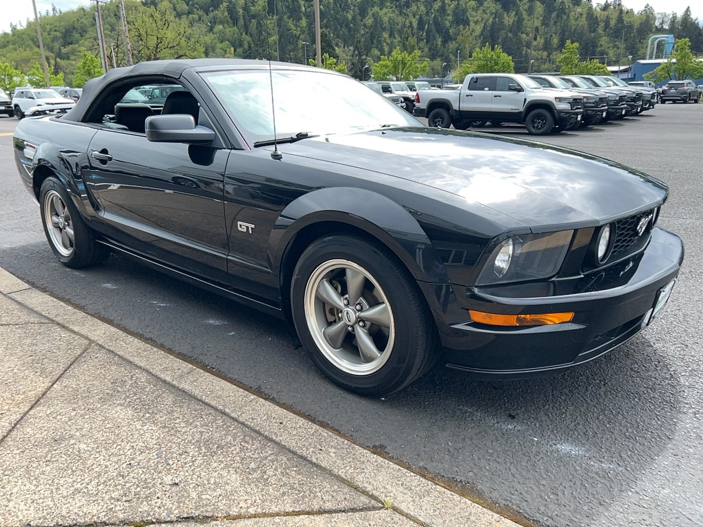 Used 2006 Ford Mustang GT Premium with VIN 1ZVFT85H465184141 for sale in Cottage Grove, OR